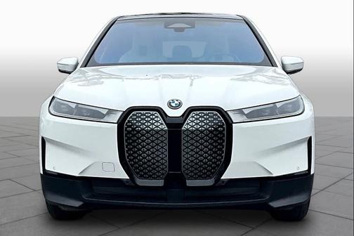 Alpine White 2023 BMW iX xDrive50
