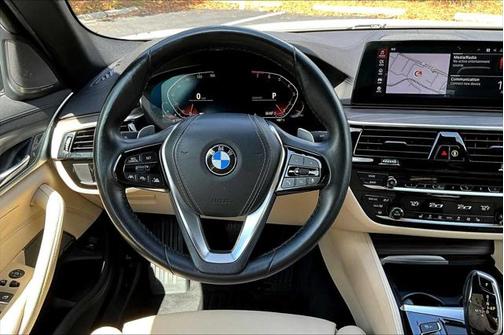 2020 BMW 540 540i