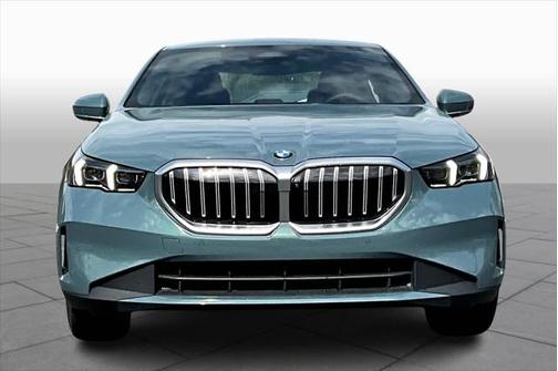 2024 BMW 530 i