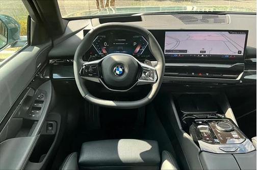 2024 BMW 530 i