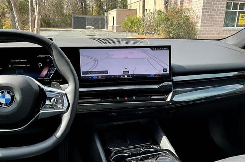 2024 BMW 530 i