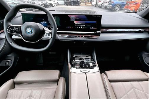 2025 BMW i5 eDrive40