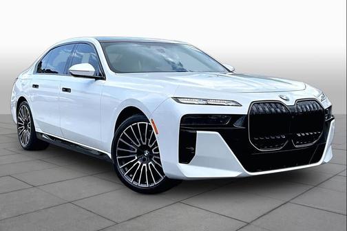 Dravit Grey Metallic 2026 BMW 740 xDrive