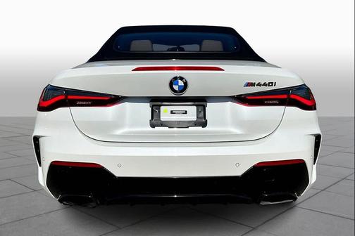2023 BMW M440 i