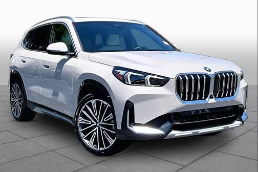 Dune Grey Metallic 2026 BMW X1 xDrive28i