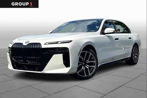 2023 BMW 740 i