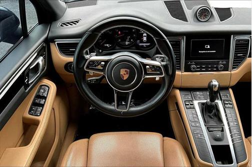 2018 Porsche Macan Base