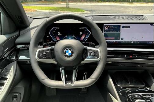 2025 BMW 530 i
