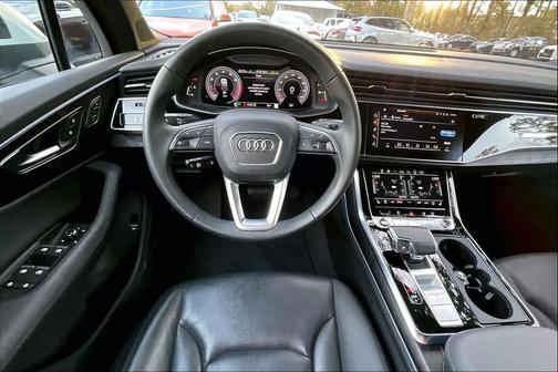 2023 Audi Q7 55 Prestige