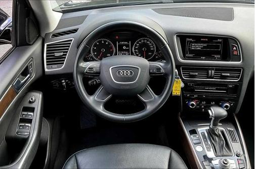 2017 Audi Q5 2.0T Premium