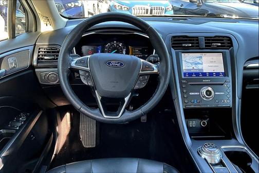 2020 Ford Fusion Plug-In Hybrid Titanium