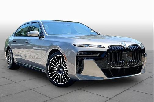 Oxide Grey Metallic 2026 BMW 760 xDrive