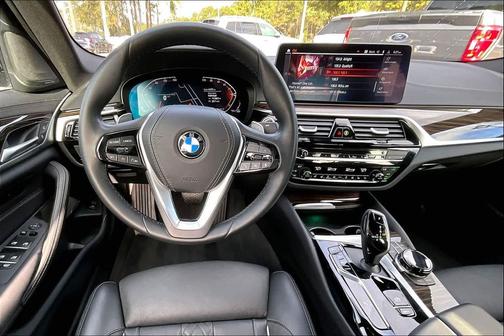 2023 BMW 540 i