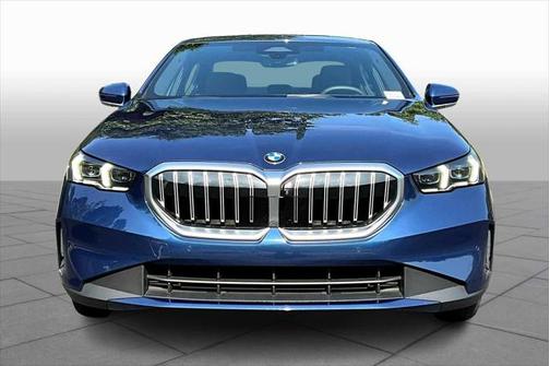 2024 BMW 530 i