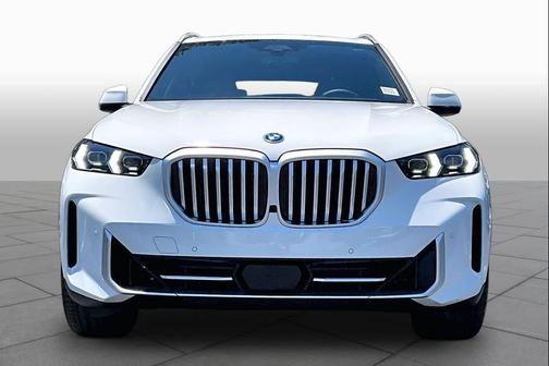Alpine White 2026 BMW X5 PHEV xDrive50e