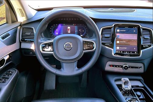 2024 Volvo XC90 B6 Ultimate Bright Theme 7-Seater