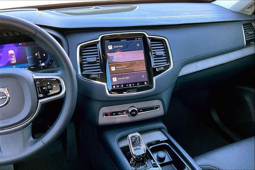 2024 Volvo XC90 B6 Ultimate Bright Theme 7-Seater