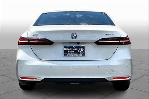 2024 BMW i5 eDrive40