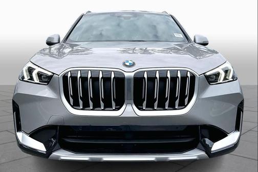 Space Silver Metallic 2026 BMW X1 xDrive28i