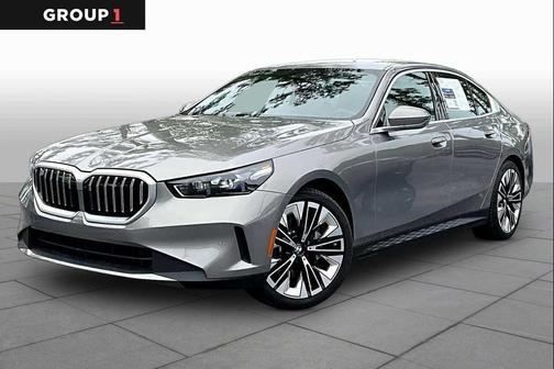 Oxide Grey Metallic 2025 BMW 530 530i