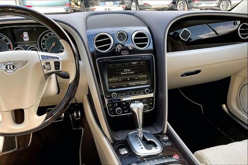 2015 Bentley Flying Spur Base