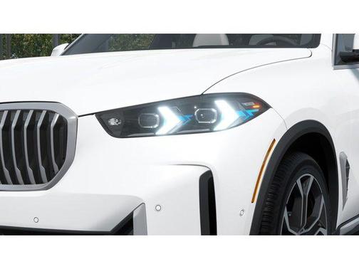 Mineral White Metallic 2026 BMW X5 xDrive40i