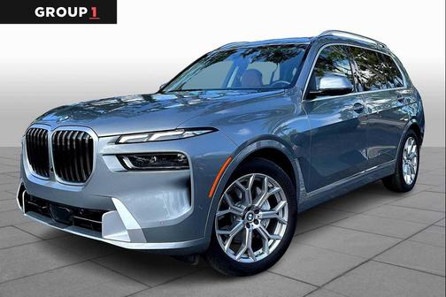 2025 BMW X7 xDrive40i