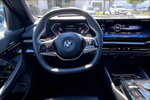 Phytonic Blue Metallic 2026 BMW 530 530i