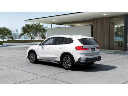 Mineral White Metallic 2026 BMW X1 xDrive28i