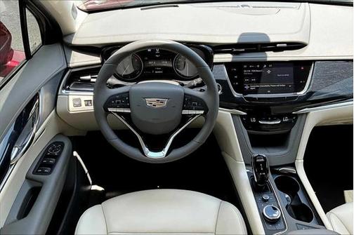 2024 Cadillac XT6 Premium Luxury FWD