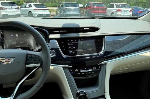 2024 Cadillac XT6 Premium Luxury FWD