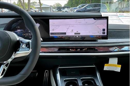 2025 BMW i7 eDrive50