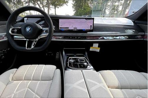 2025 BMW i7 eDrive50