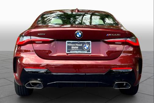 Aventurin Red Metallic 2022 BMW M440 i xDrive