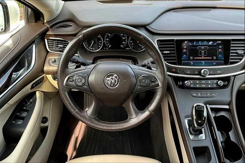 2017 Buick LaCrosse Premium