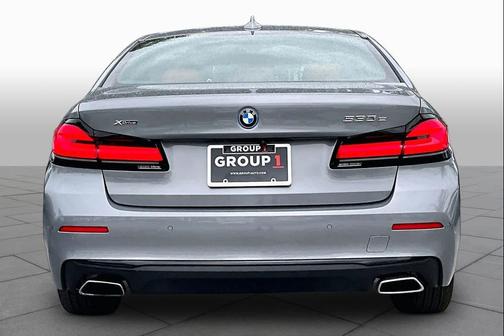 Skyscraper Gray Metallic 2023 BMW 530e Base