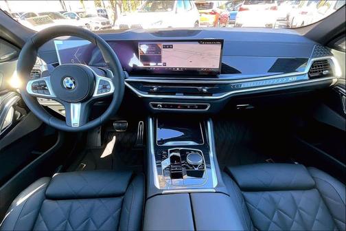 Aventurin Red Metallic 2026 BMW X6 xDrive40i