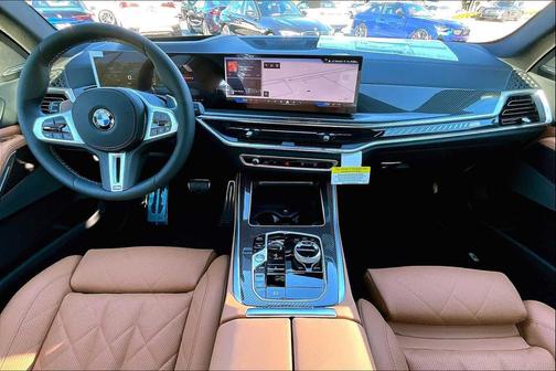 2026 BMW X5 M60i