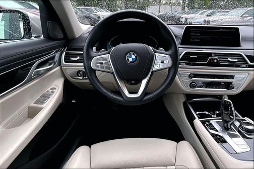 Cashmere Silver Metallic 2021 BMW 740 740i