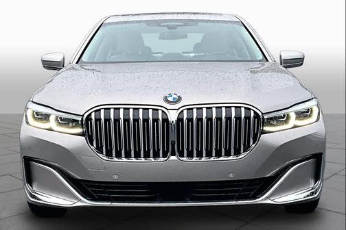 Cashmere Silver Metallic 2021 BMW 740 740i