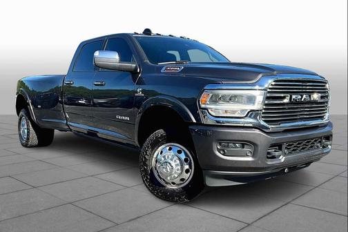 2022 RAM 3500 Laramie Crew Cab 4x4 8' Box