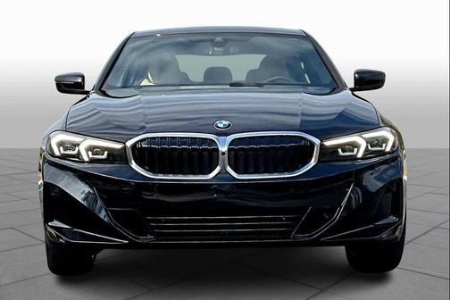 2025 BMW 330 i