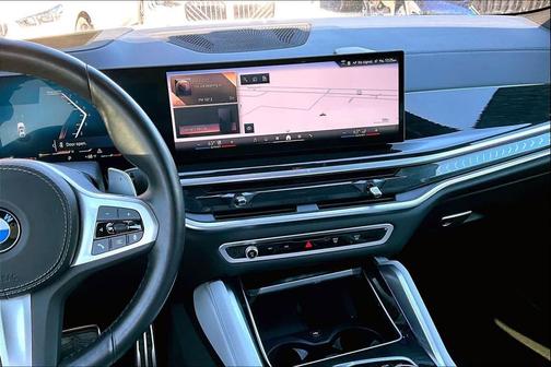 2025 BMW X6 xDrive40i