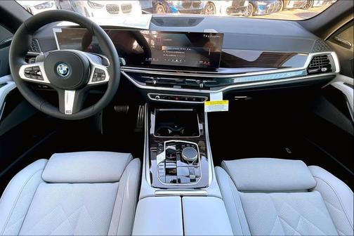 Black Sapphire Metallic 2026 BMW X5 PHEV xDrive50e