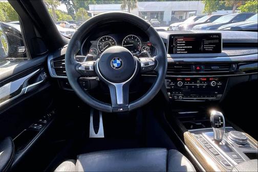 Black Sapphire Metallic 2017 BMW X5 eDrive xDrive40e