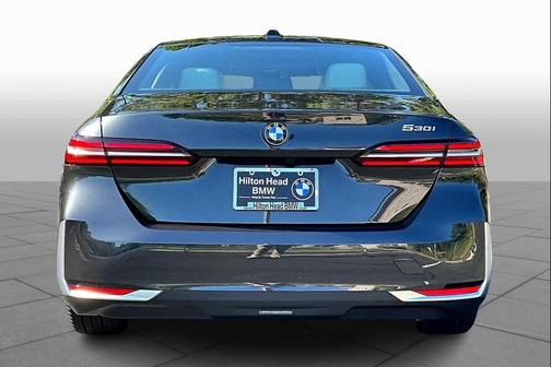 2024 BMW 530 i