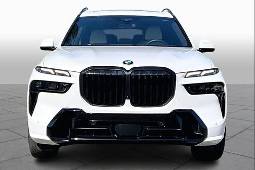 Mineral White Metallic 2025 BMW X7 xDrive40i