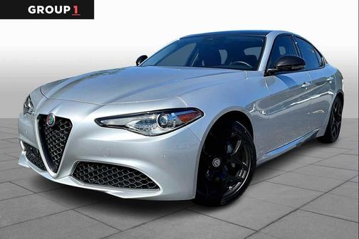 2021 Alfa Romeo Giulia Base