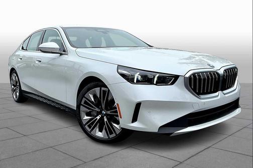 2024 BMW 540 i xDrive