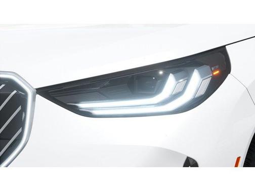Mineral White Metallic 2026 BMW X3 30 xDrive